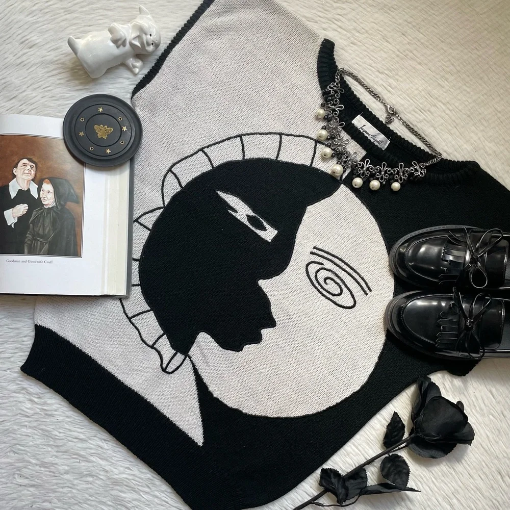 Vintage Jaymee Papell abstract two face moon acrylic black and white sweater top - Picture 14 of 14